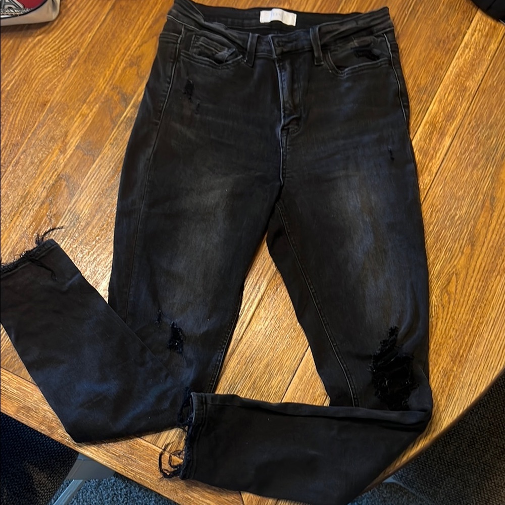 Black Skinny Jeans with Stretchy Fit